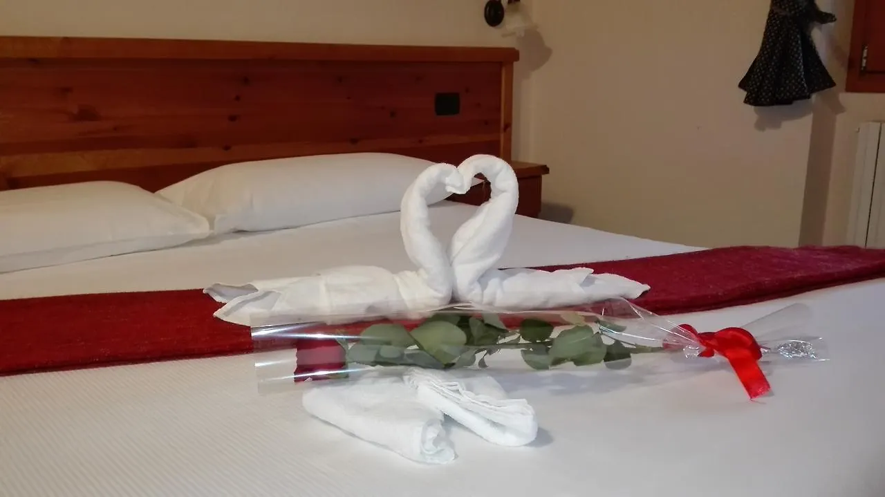 Albergo Valle Del Bitto Gerola Alta 3*,  Italy